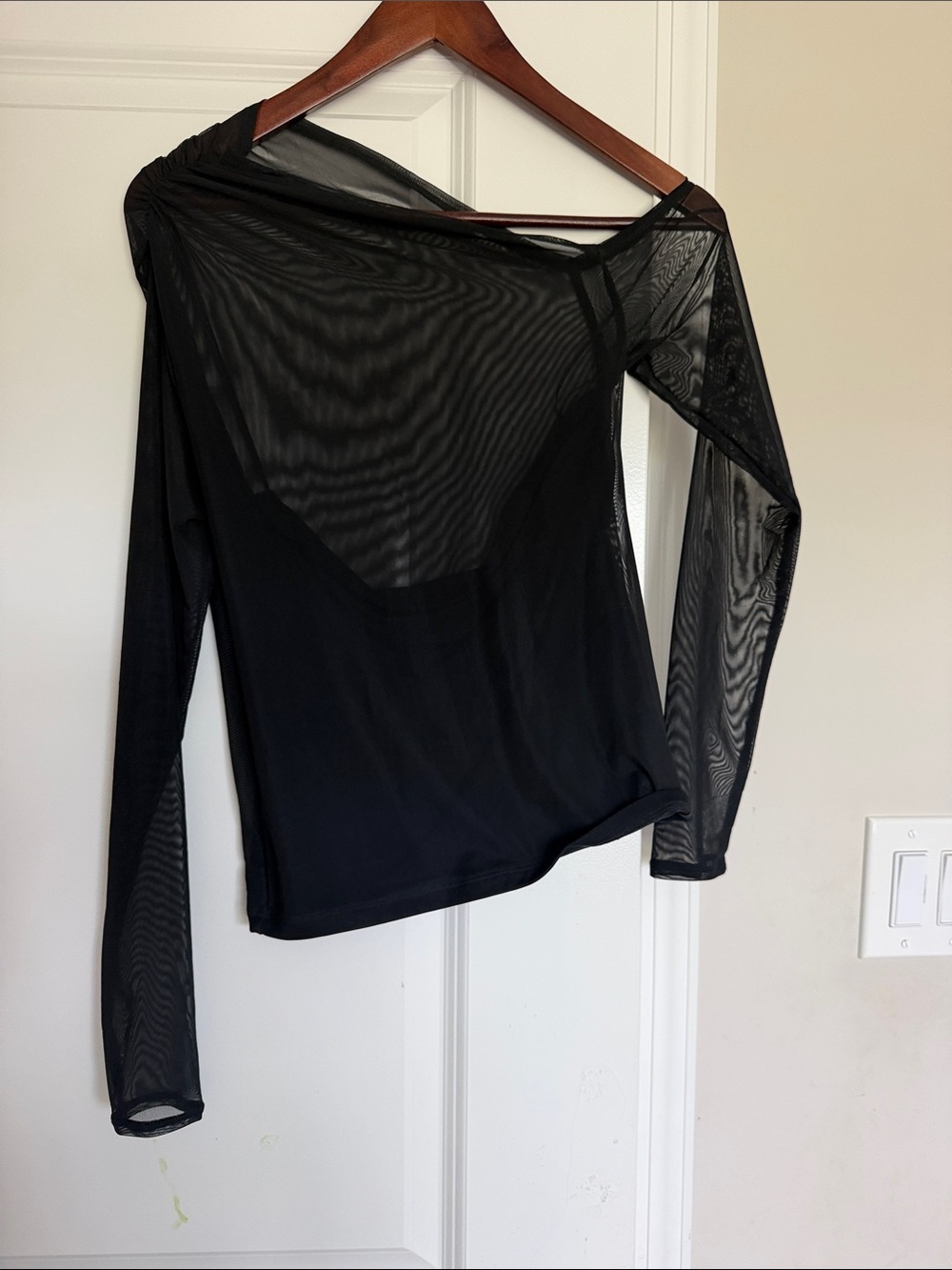 Abercrombie Black Sheer Long-Sleeve Women's Top